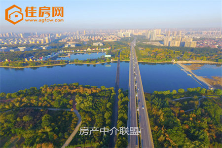 帝邦小区2室2厅1卫74㎡1楼套二精装42.5万